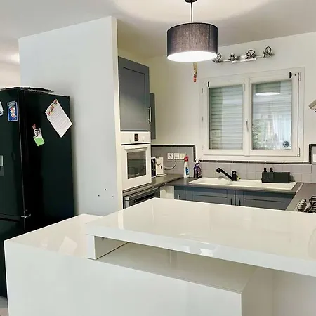 Maison 3 Ch, Climatisee, Jardin Semesterbostad Savasse